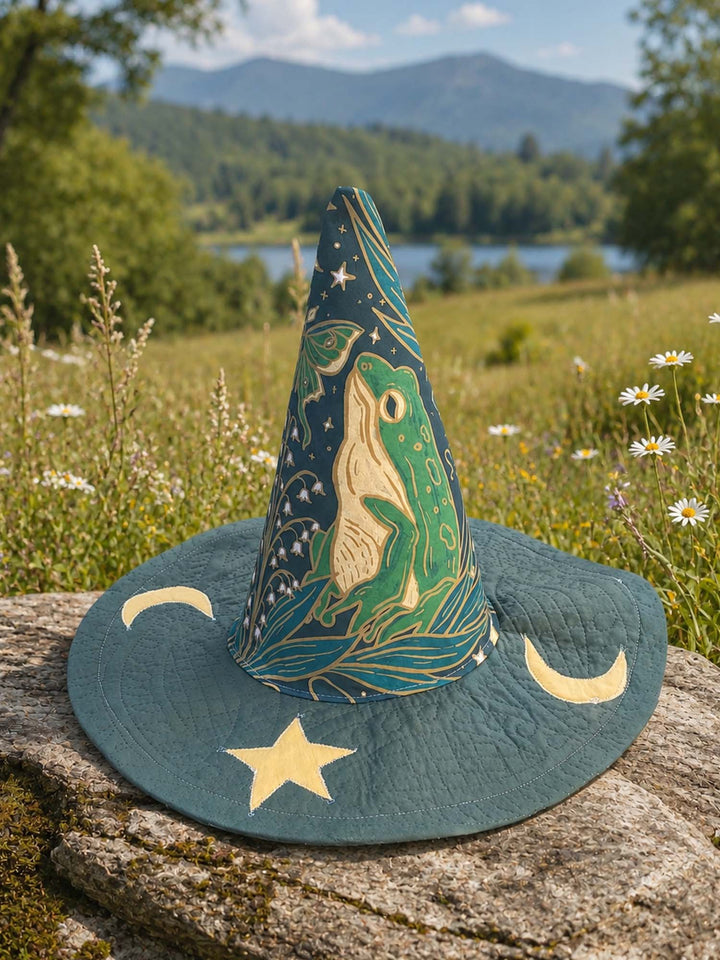Handmade Quilted Witch Hat – Frog under the Stars