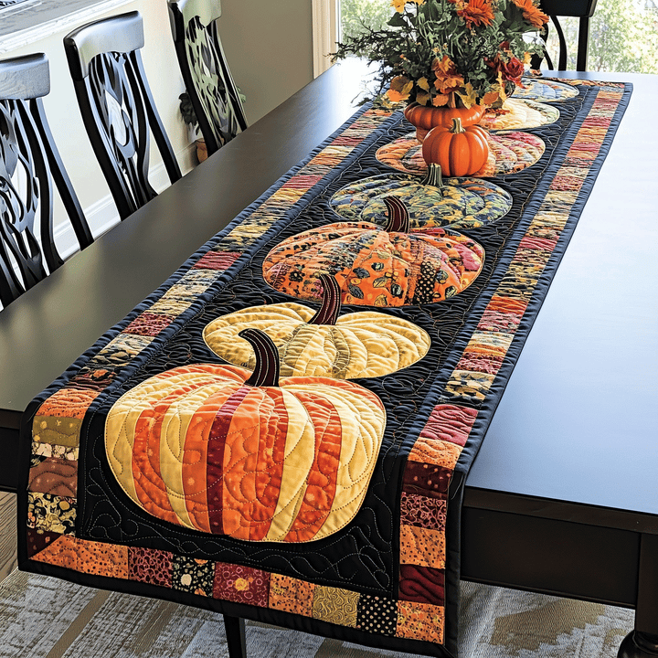 Quilted Table Runner – Pumpkin Design NCU0VT37