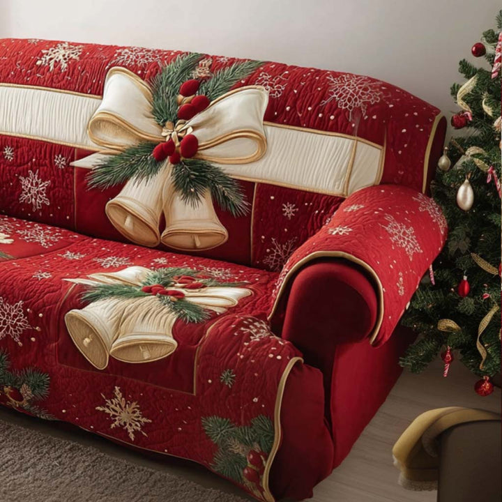 Quilted sofa cover with Christmas pattern