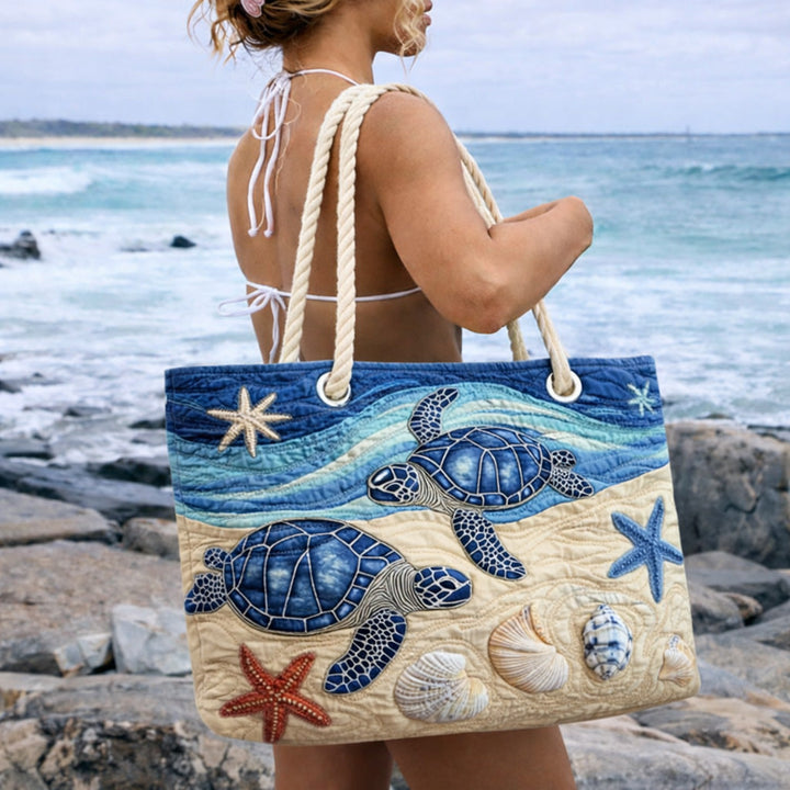 Turtle in the Open Ocean Large Quilted Beach & Travel Bag
