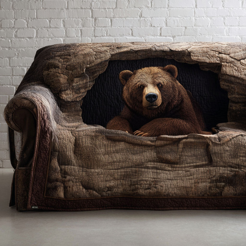 Quilted sofa cover with grizzly bear – Louise London