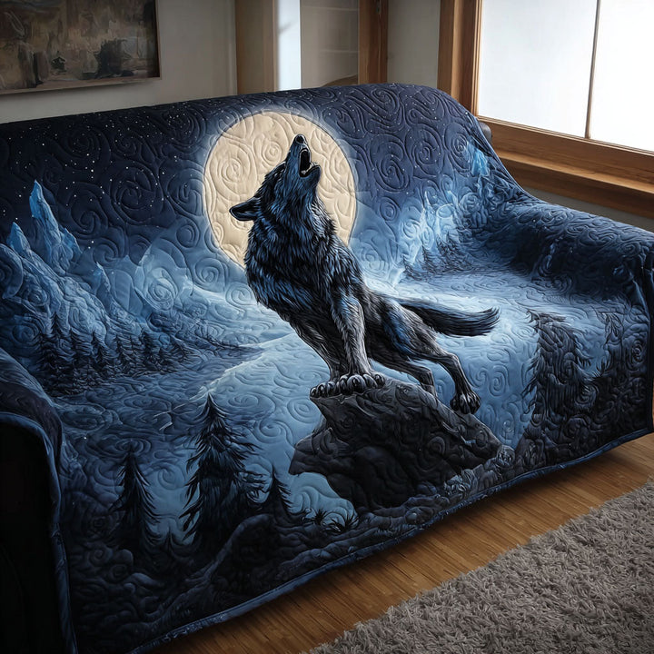 Quilted Sofa Cover with Wolf
