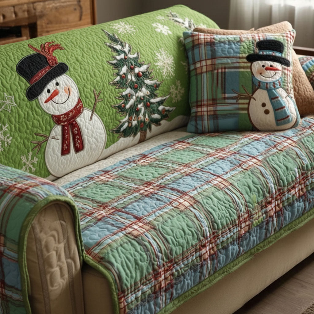 Quilted sofa cover with Christmas pattern