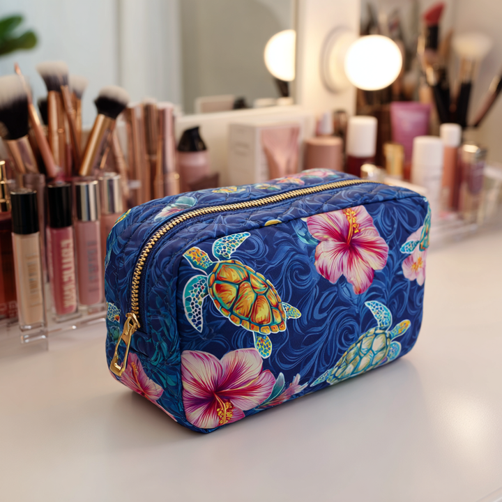 Quilted beauty case with sea turtle NCU0DK10238