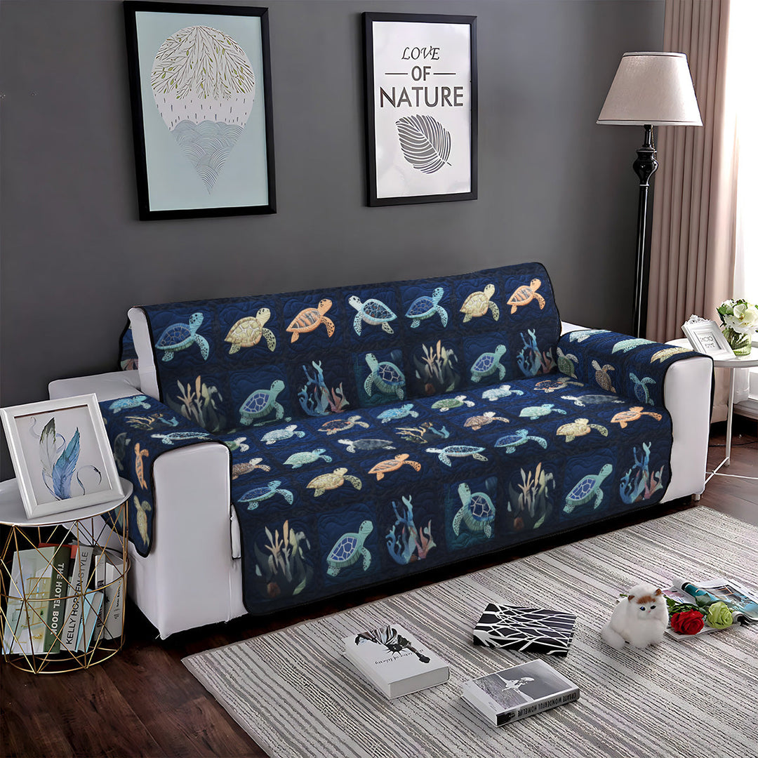Quilted sofa cover with oceanic pattern
