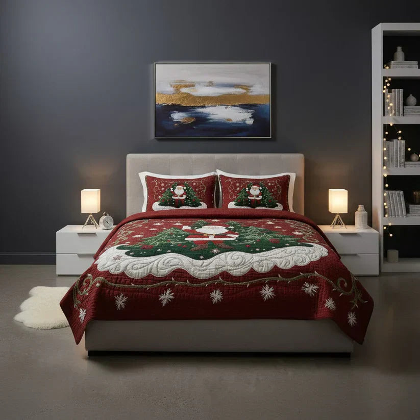 3-Piece Elastic Bedding Set - Santa's Workshop by Louise London - product image 4