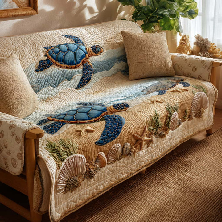 Quilted sofa cover with turtle