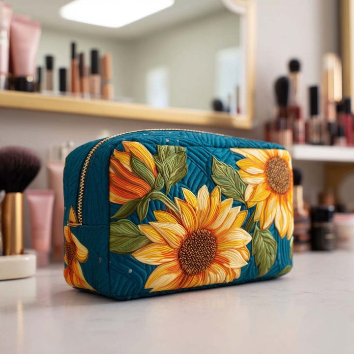 Smile Bloom quilted makeup bag – Louise London