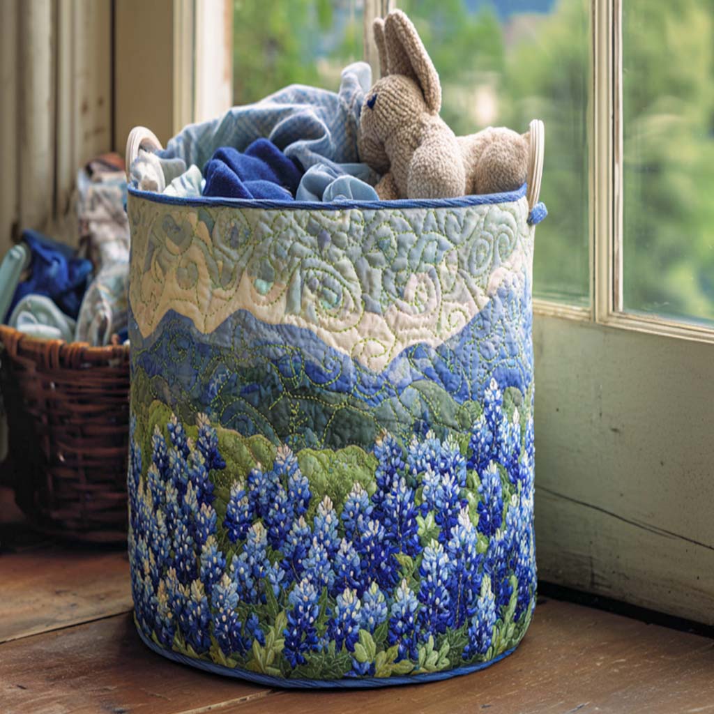 Quilted laundry basket in western style by Louise London