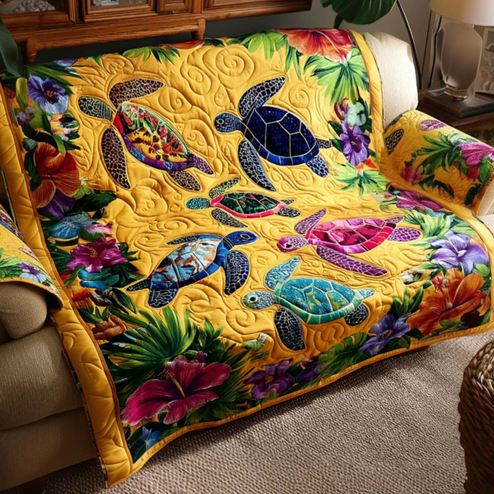 Quilted sofa cover with turtle