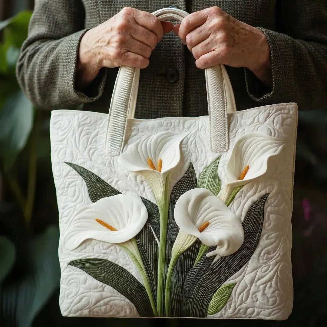 Quilted Everyday Shoulder Bag – White Calla Lilies