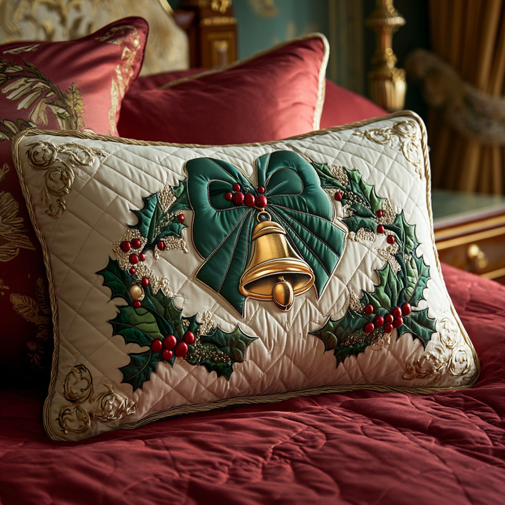 Quilted cushion cover with holly and bow NCU0XD203